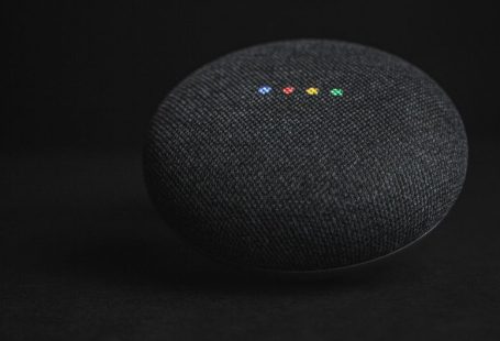Voice Assistants - google assistant, google, voice