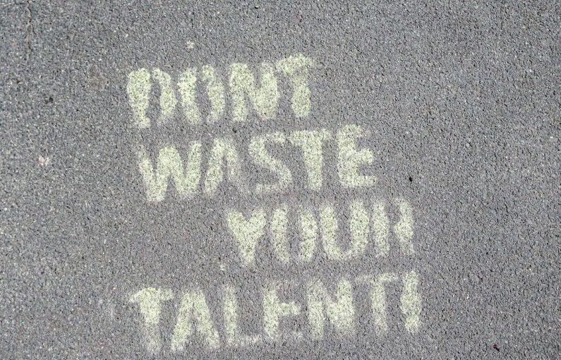 Talent - i m a little girl text